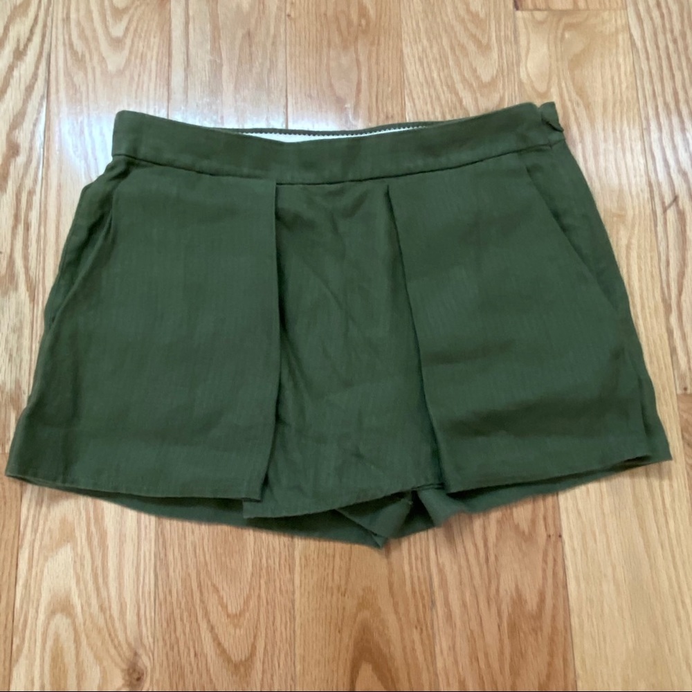 Green skort